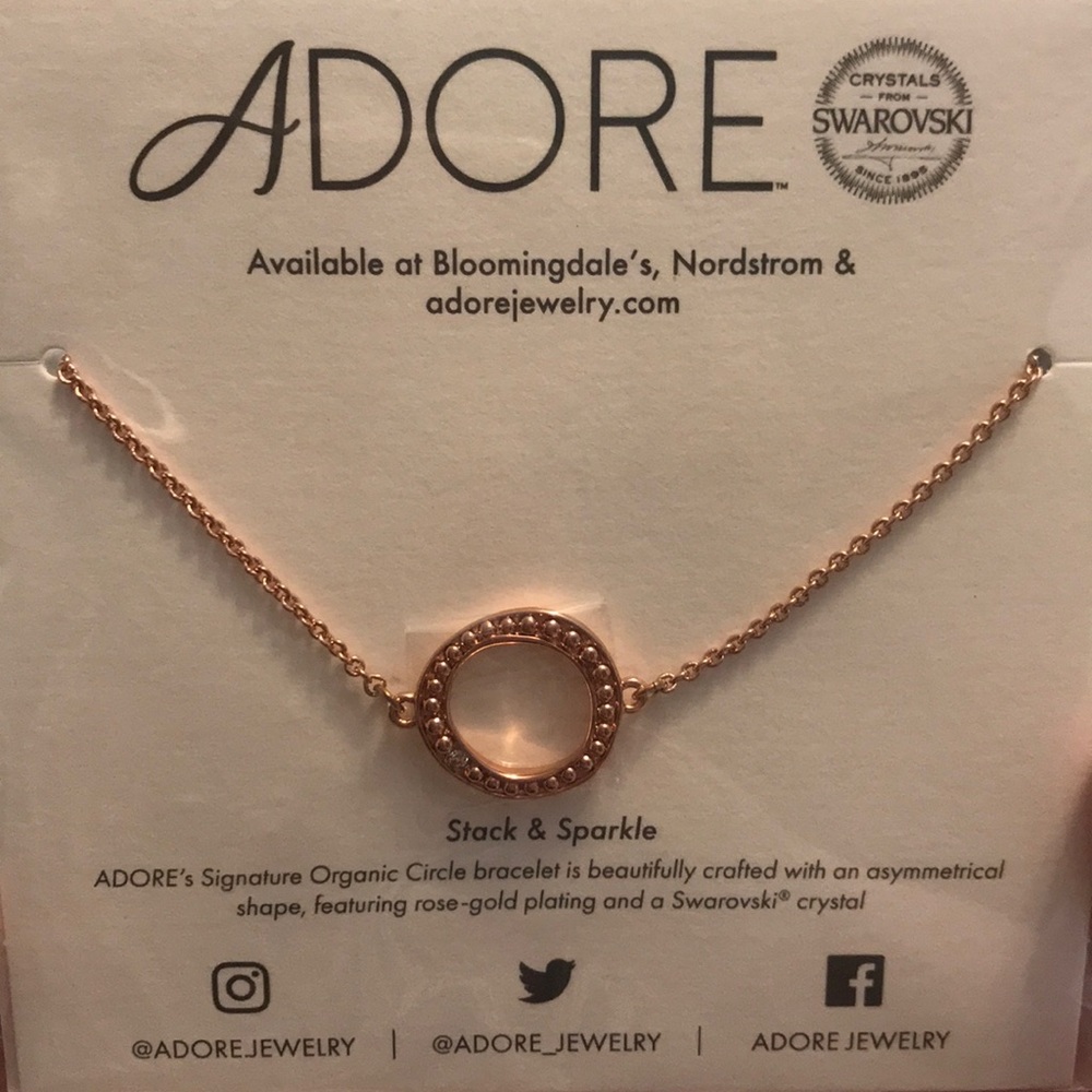 ✨ New Swarovski Circle Bracelet ✨